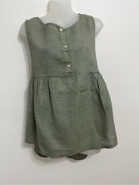 Beyond Capri Linen Sleeveless top